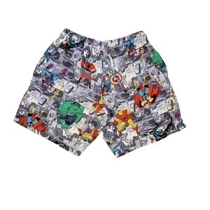 Marvel Shorts size large. Pockets 100% cotton drawstring